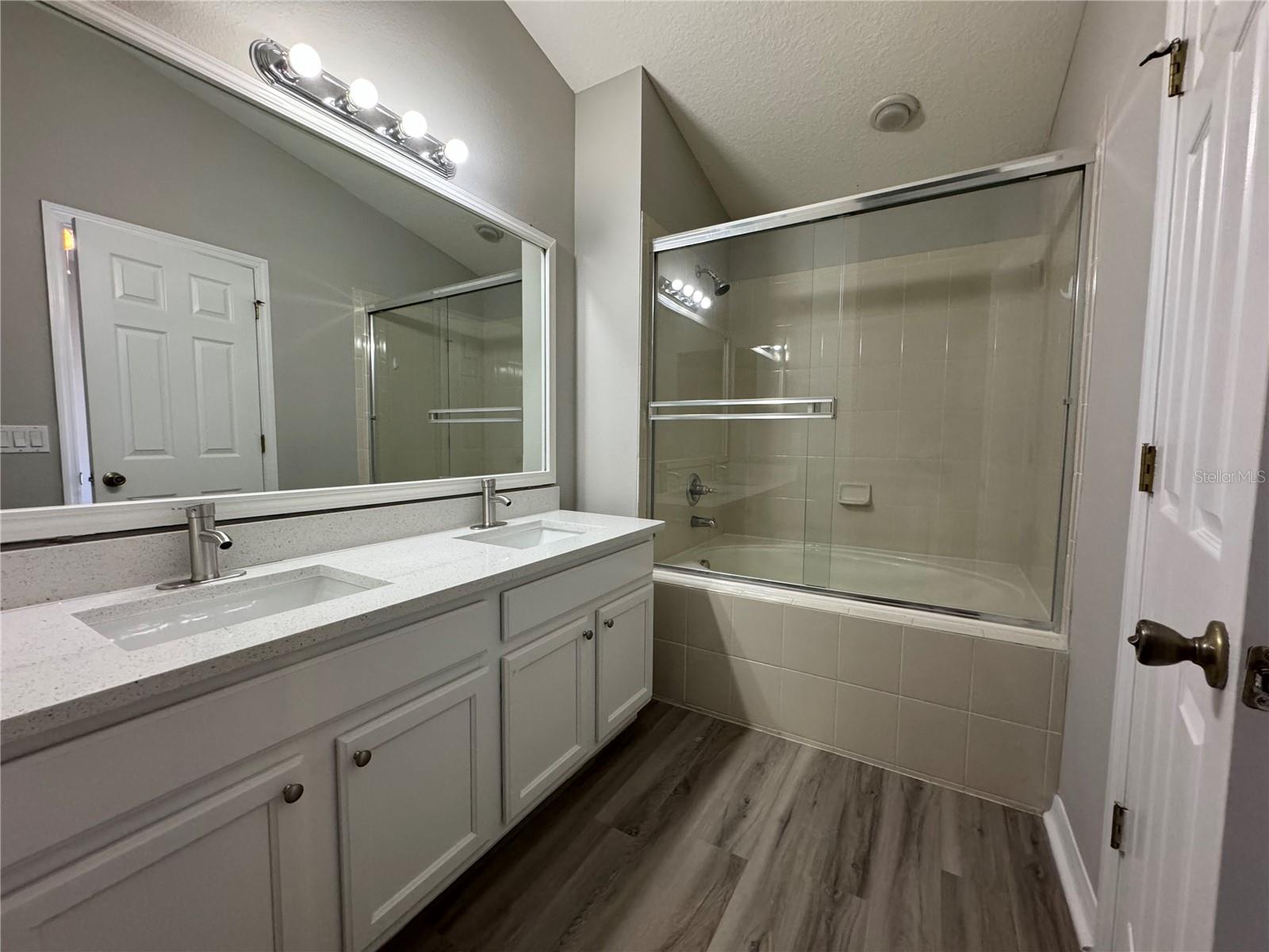 Image 14 of 30 For 12965 Langstaff Drive