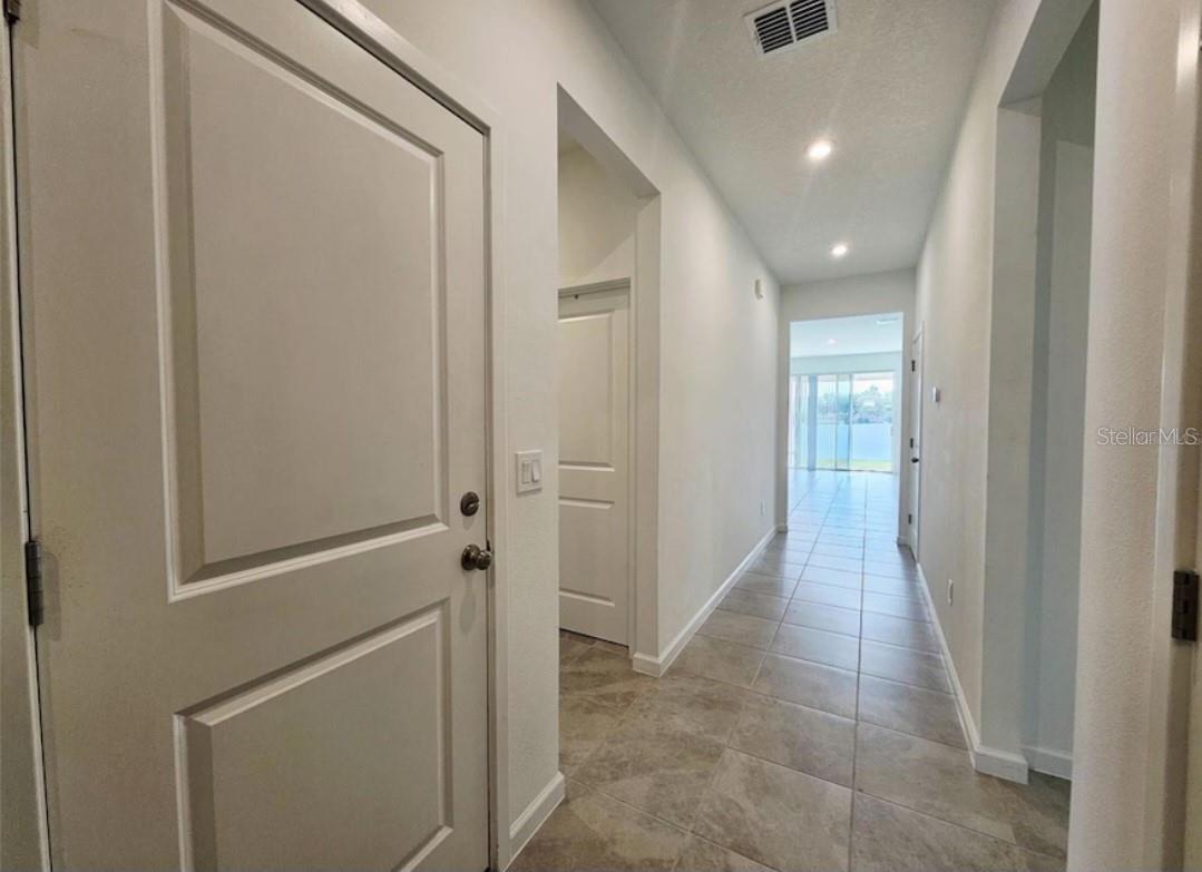 Image 3 of 9 For 440 Free Range Drive