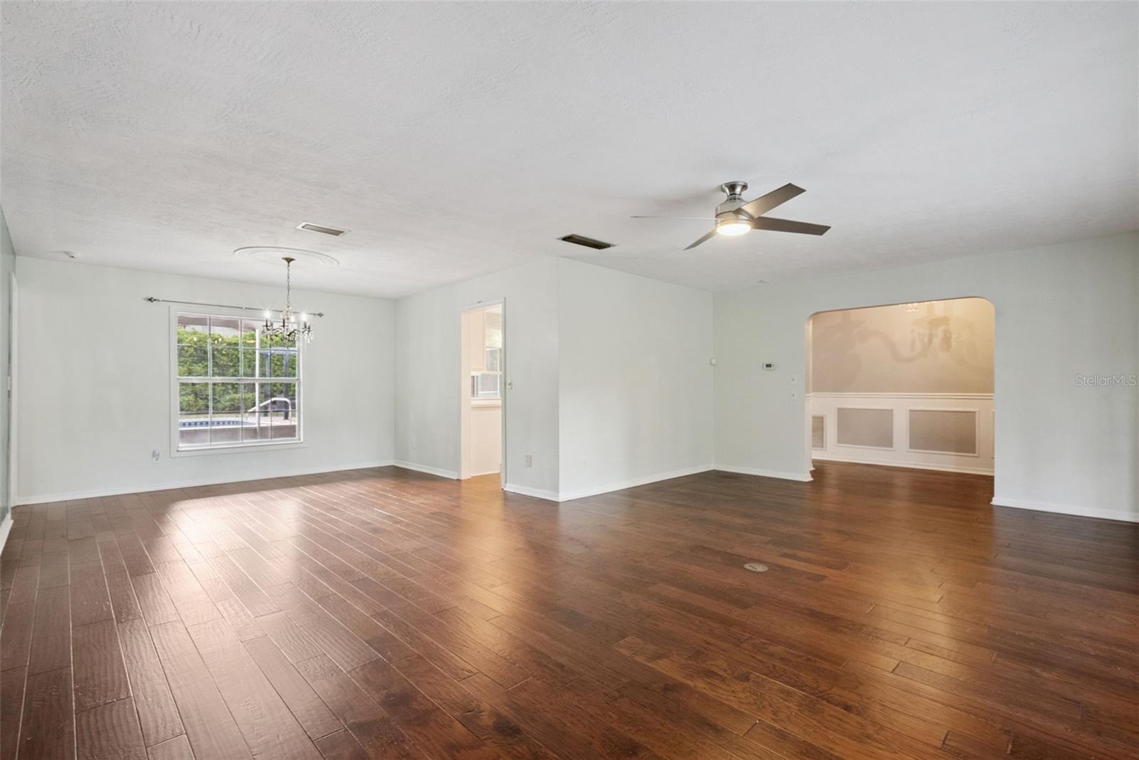 Image 10 of 30 For 480 Raymond Avenue