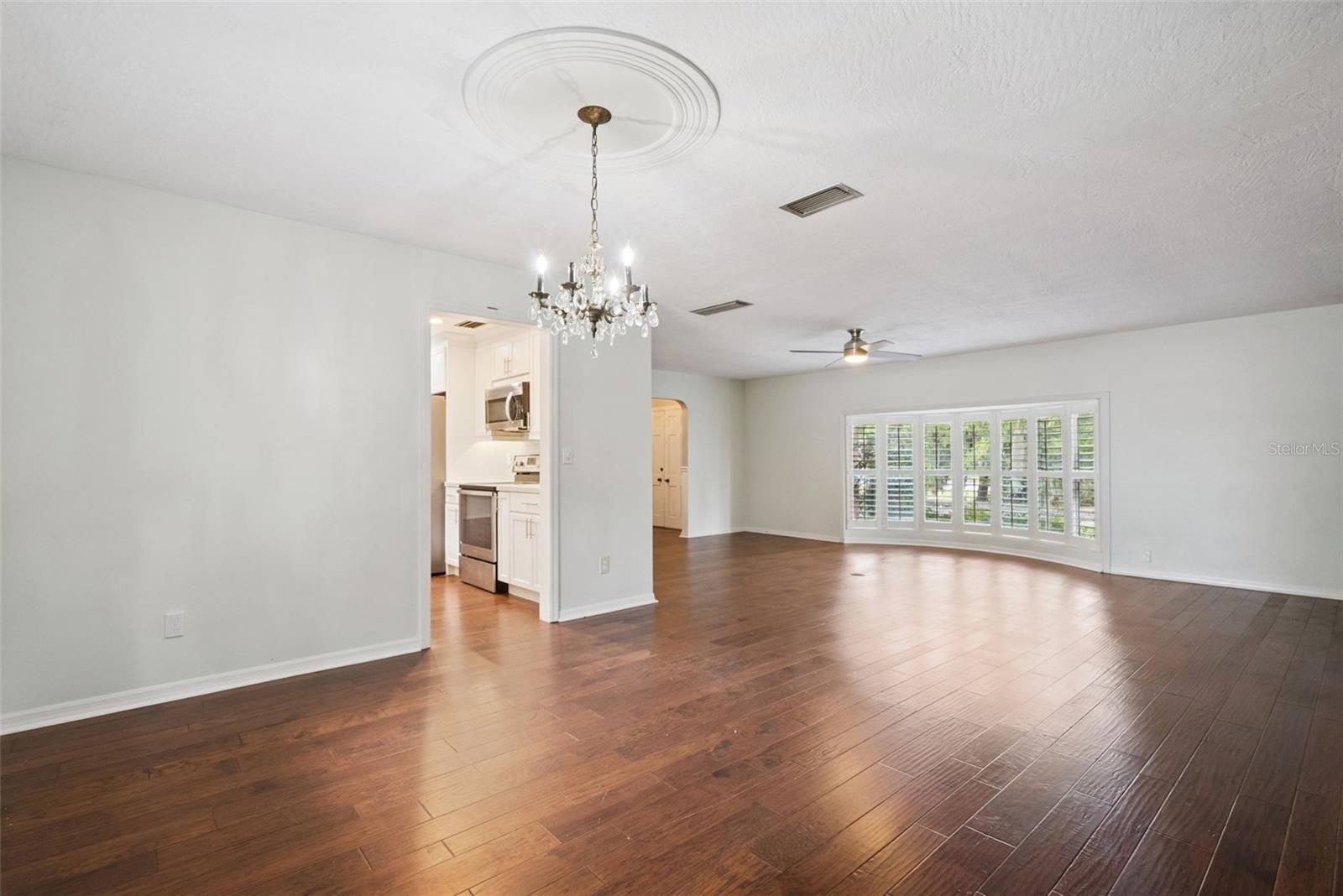 Image 11 of 30 For 480 Raymond Avenue