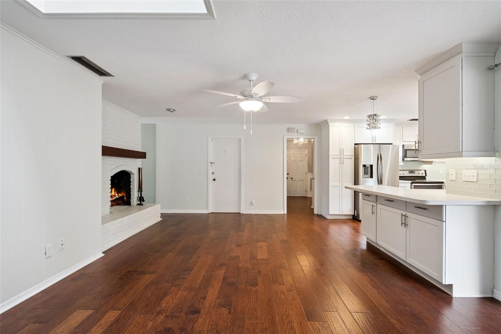 Image 18 of 30 For 480 Raymond Avenue