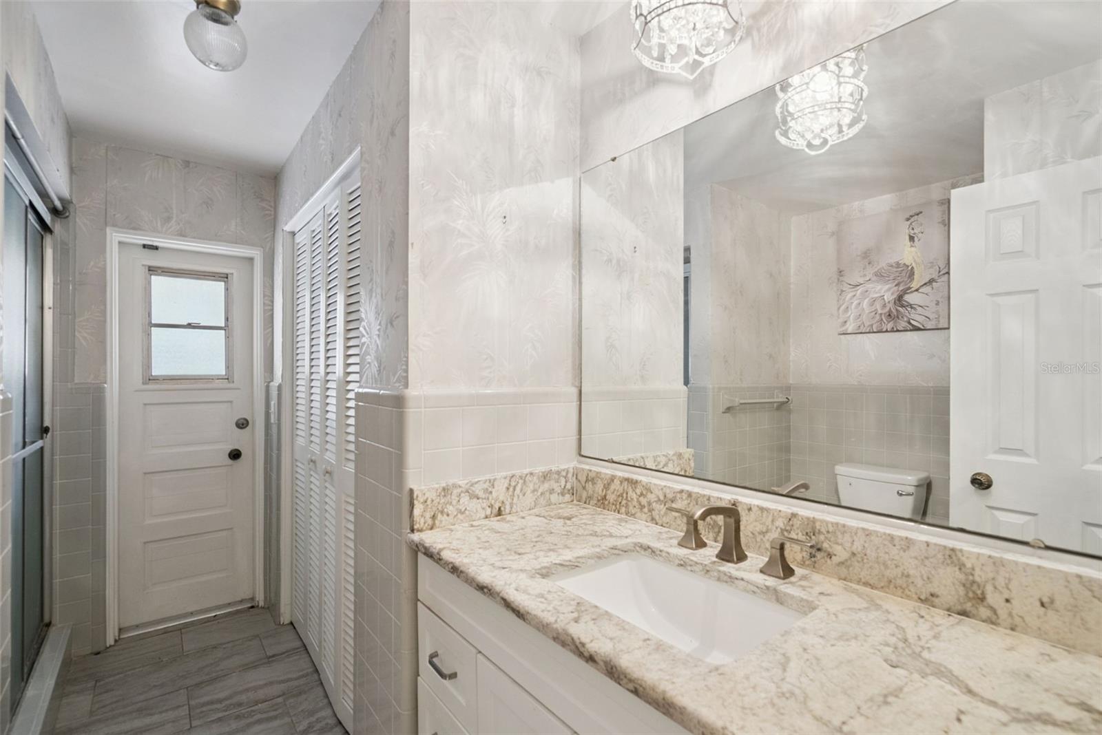 Image 19 of 30 For 480 Raymond Avenue