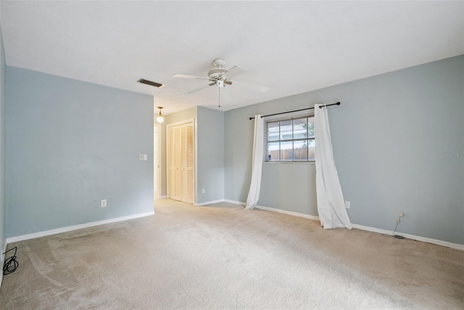 Image 25 of 30 For 480 Raymond Avenue