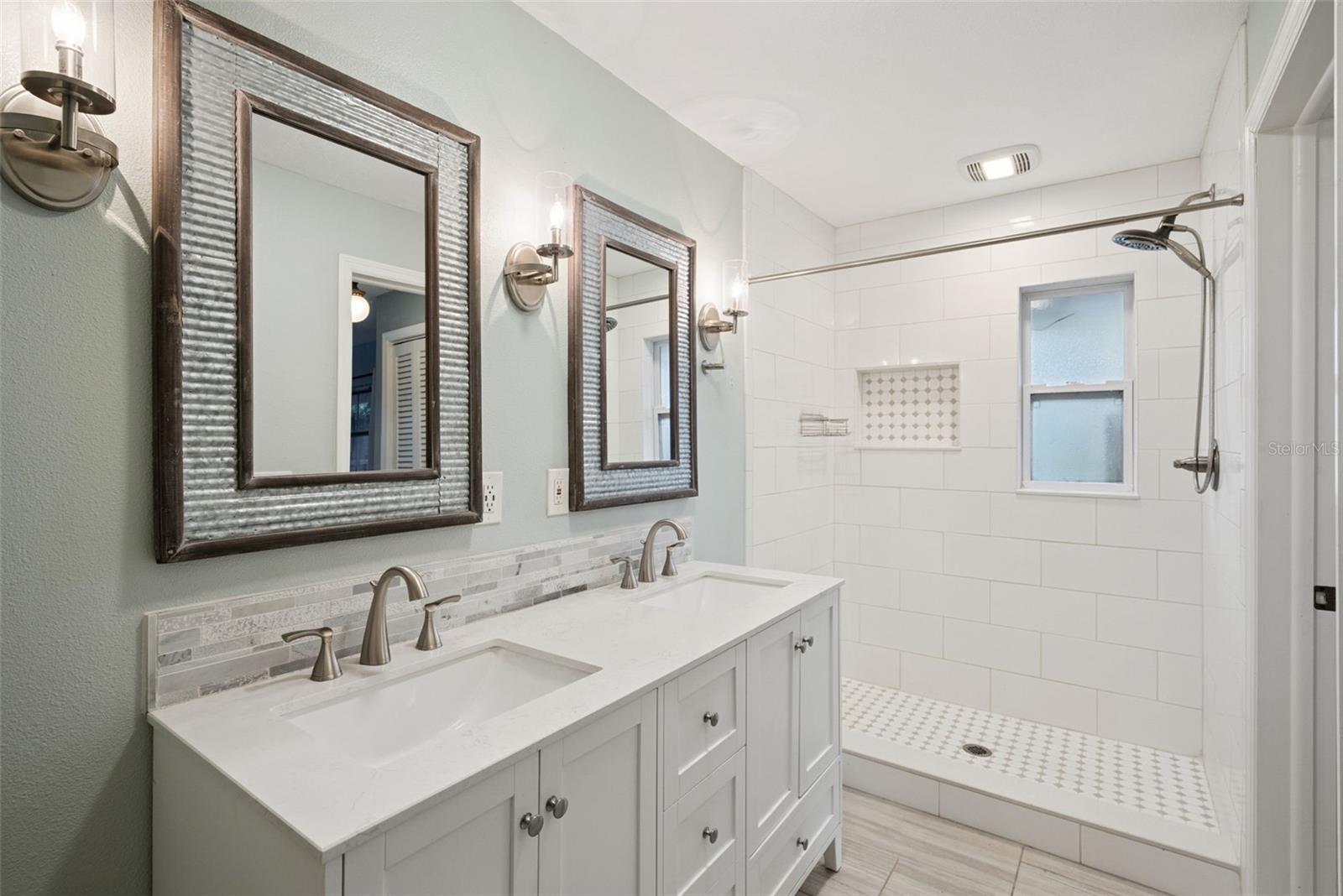 Image 26 of 30 For 480 Raymond Avenue