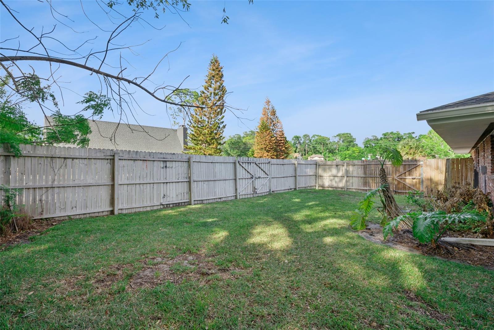 Image 29 of 30 For 480 Raymond Avenue