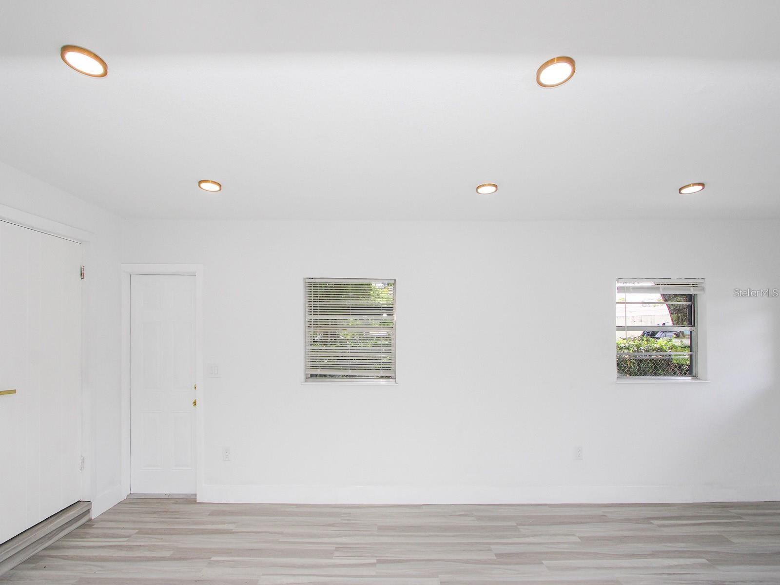 Image 10 of 21 For 4201 Park Lake Street