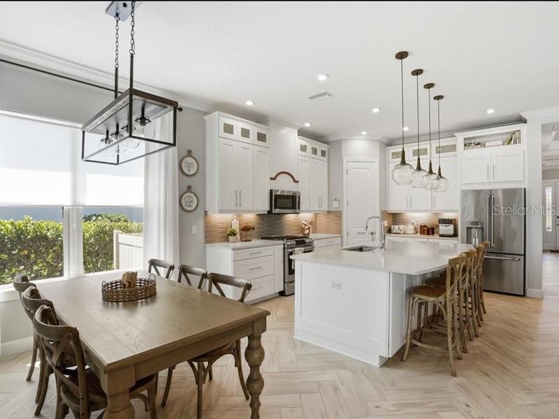 Image 11 of 46 For 6243 Plateau Court