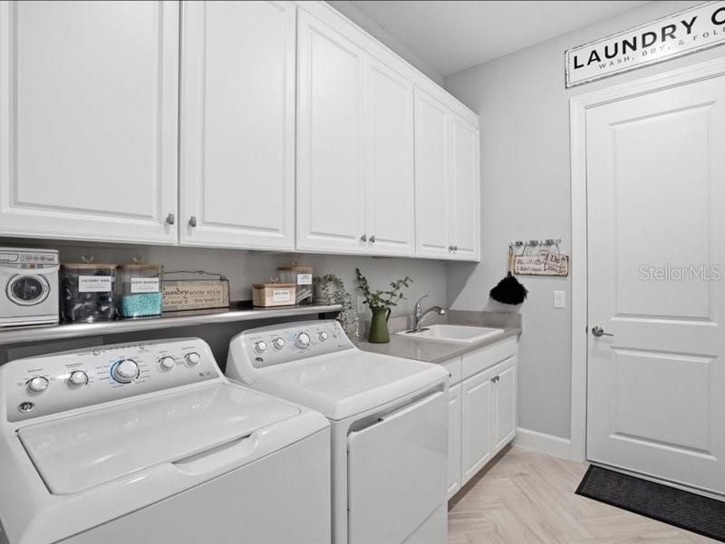 Image 26 of 46 For 6243 Plateau Court