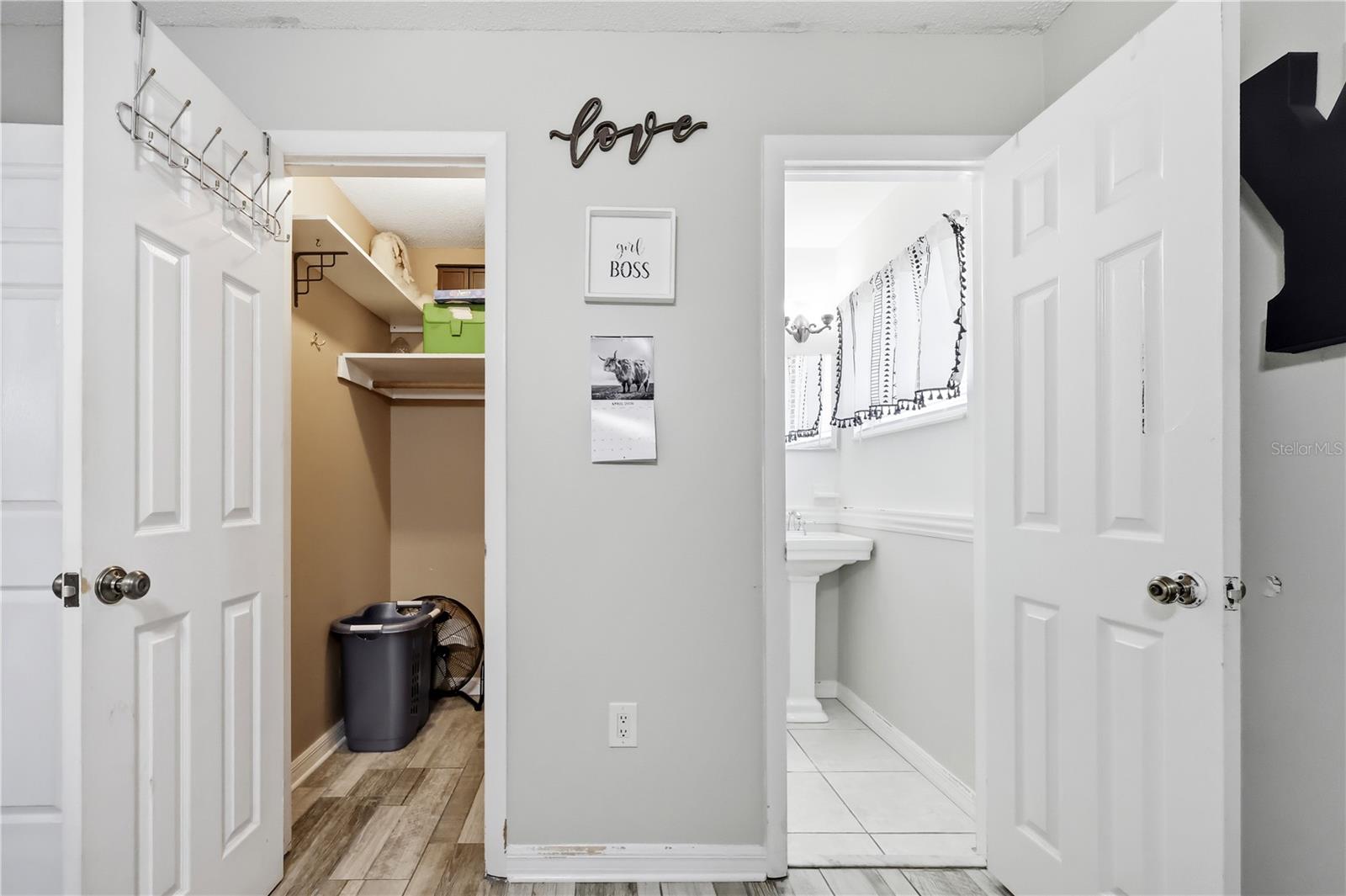 Image 17 of 23 For 786 Warren Avenue