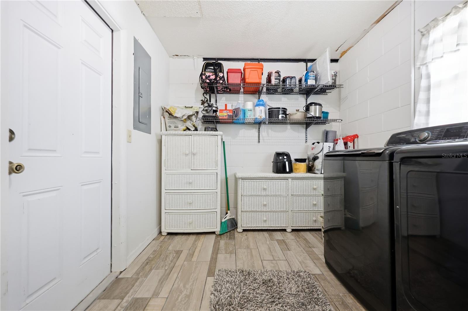 Image 22 of 23 For 786 Warren Avenue