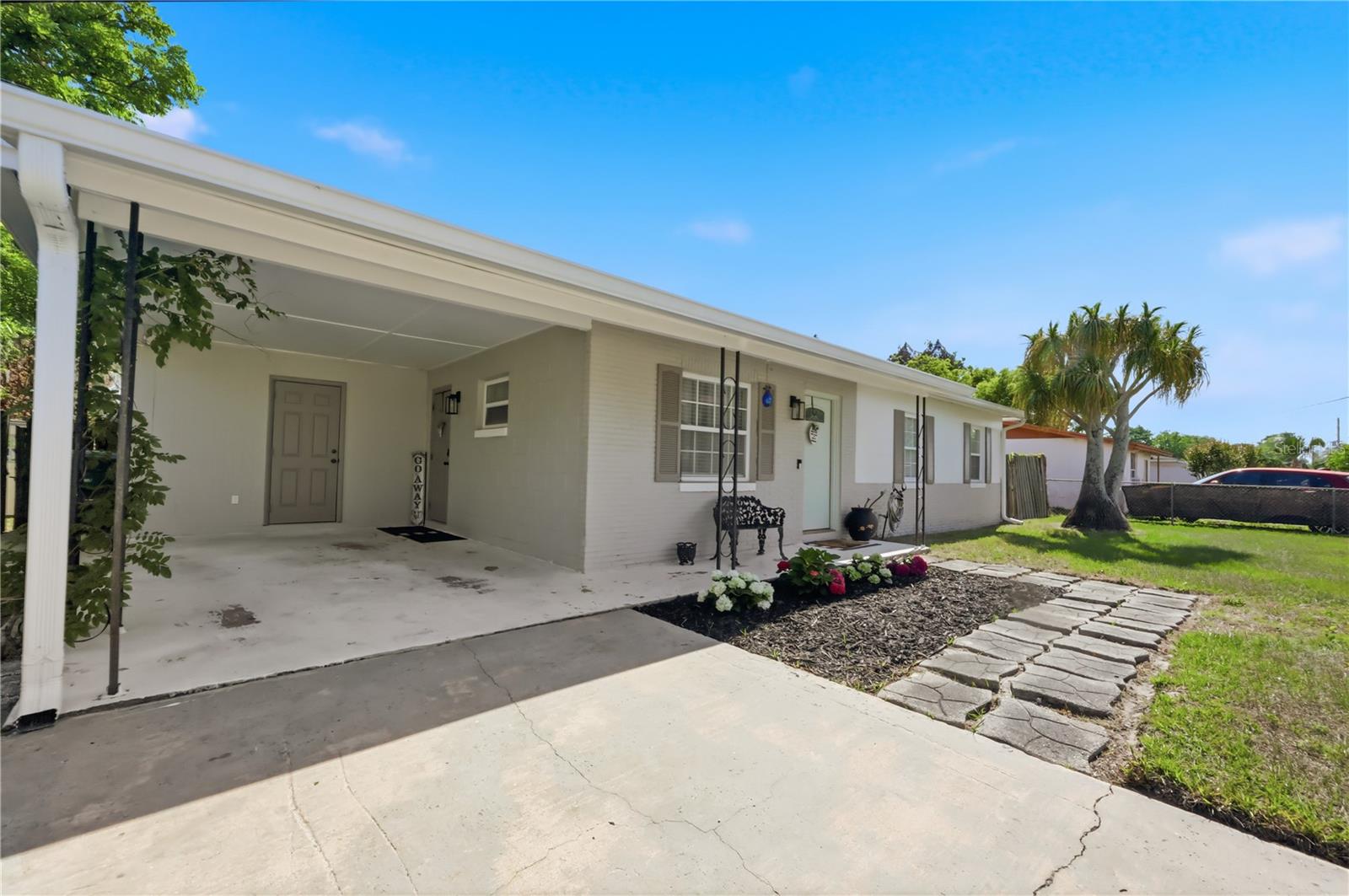 Image 3 of 23 For 786 Warren Avenue