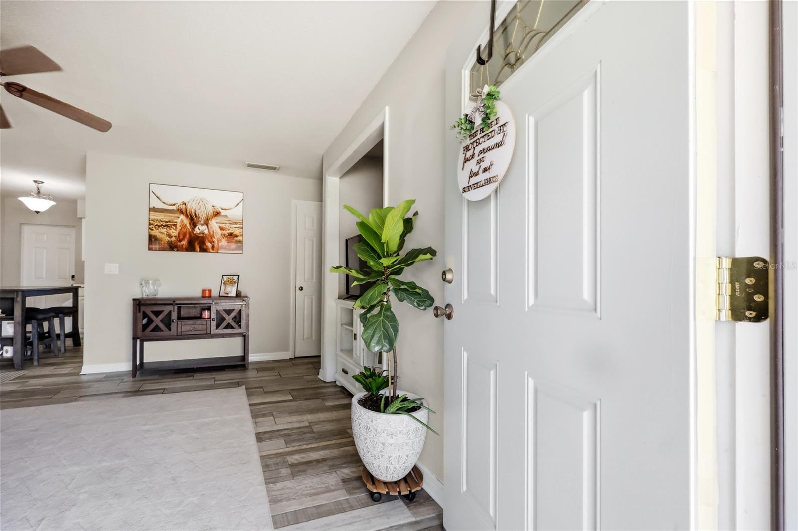 Image 4 of 23 For 786 Warren Avenue