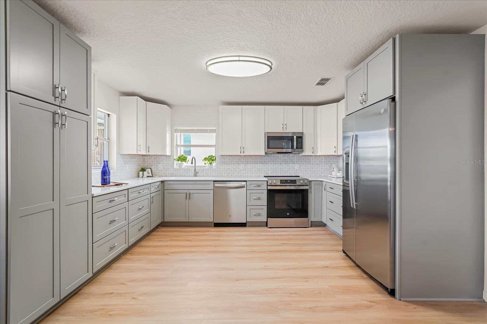 Image 10 of 33 For 10713 Denali Drive