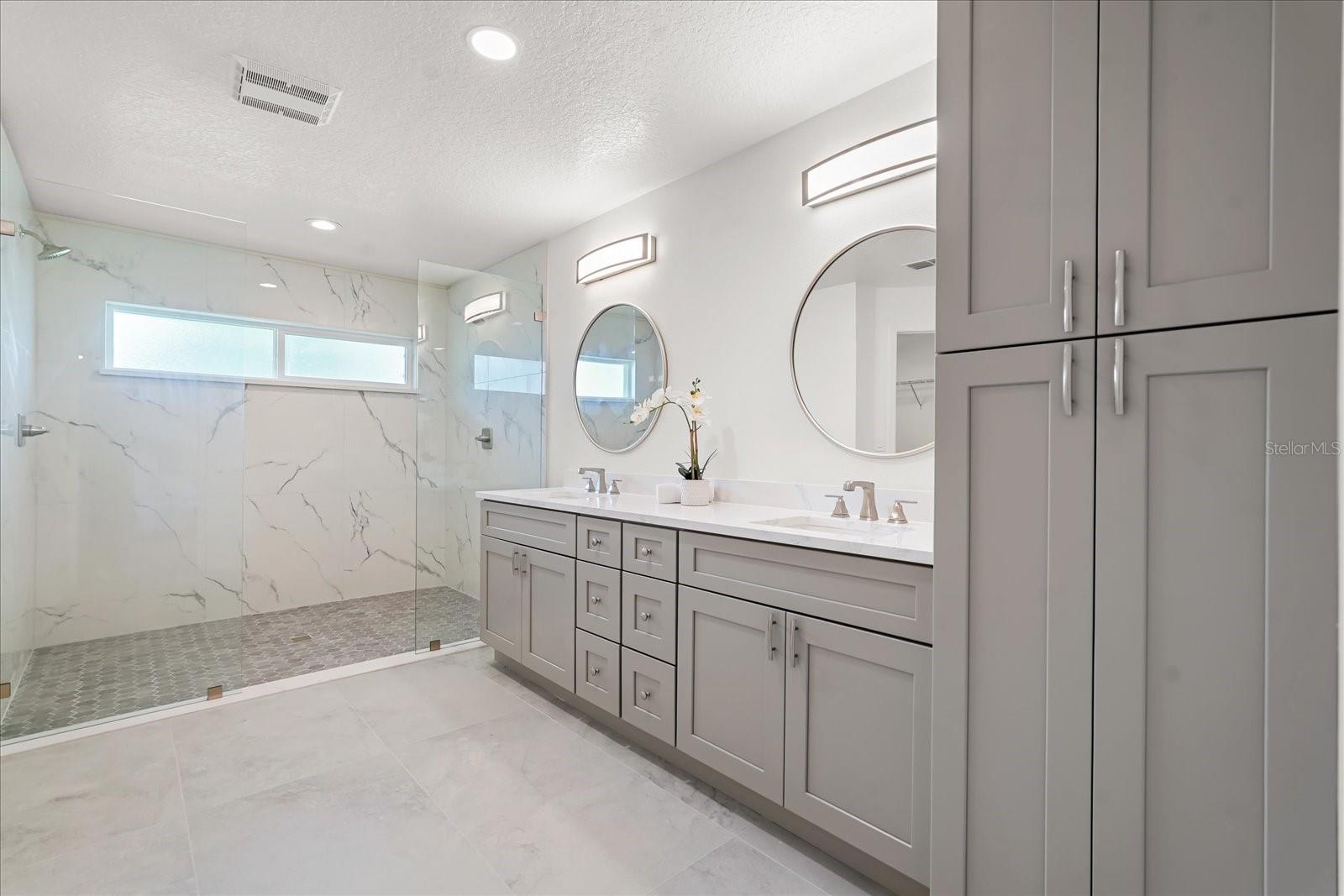 Image 16 of 33 For 10713 Denali Drive