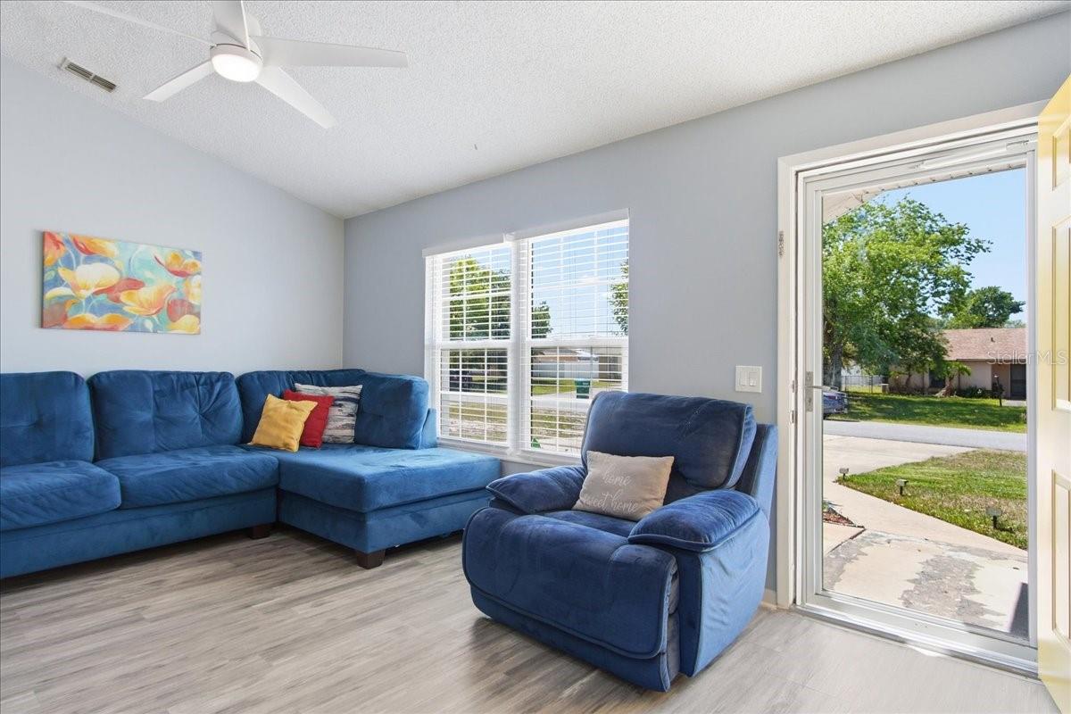 Image 4 of 35 For 2632 Derby Drive