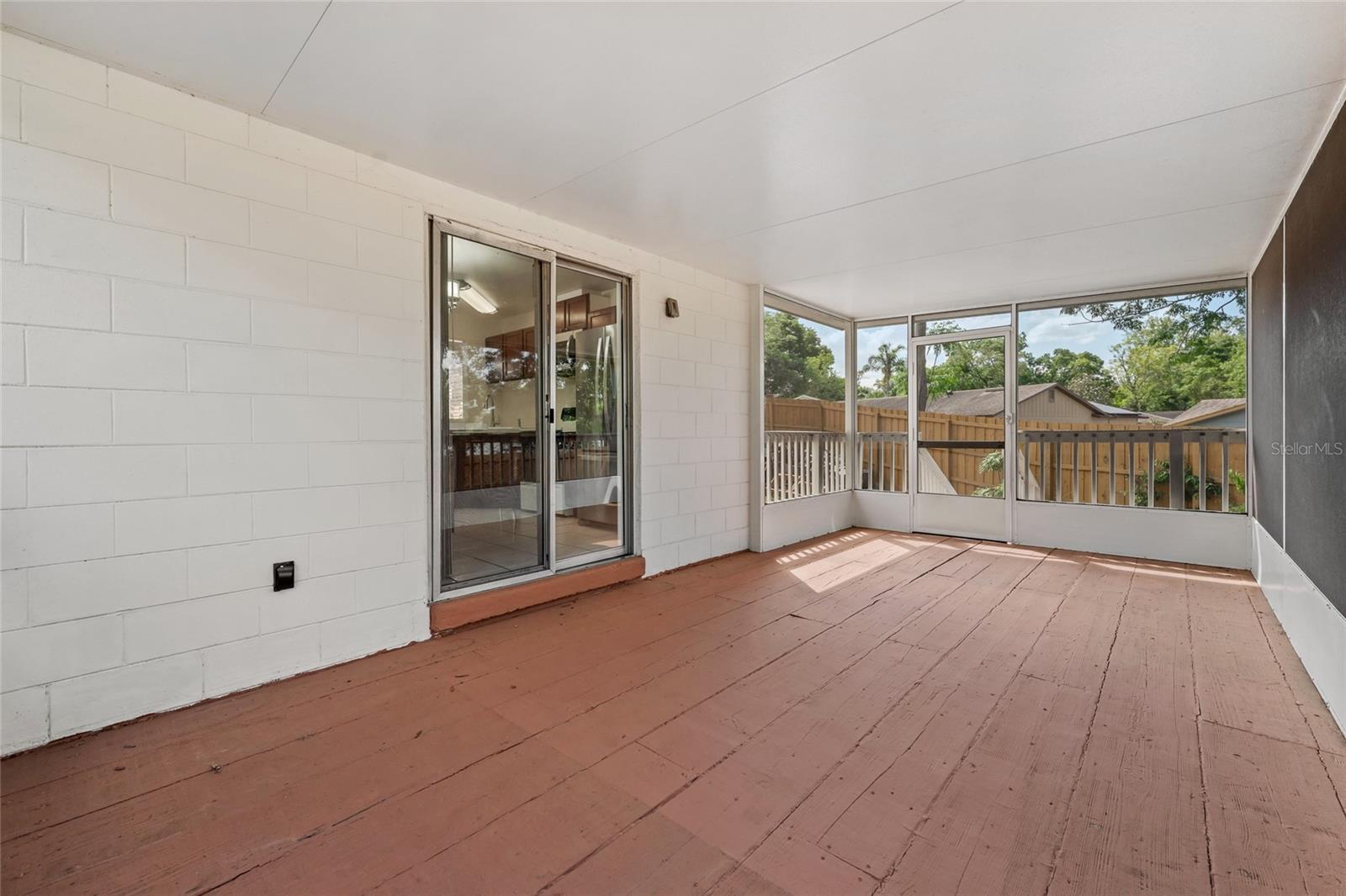 Image 23 of 32 For 7138 Harbor Heights Drive