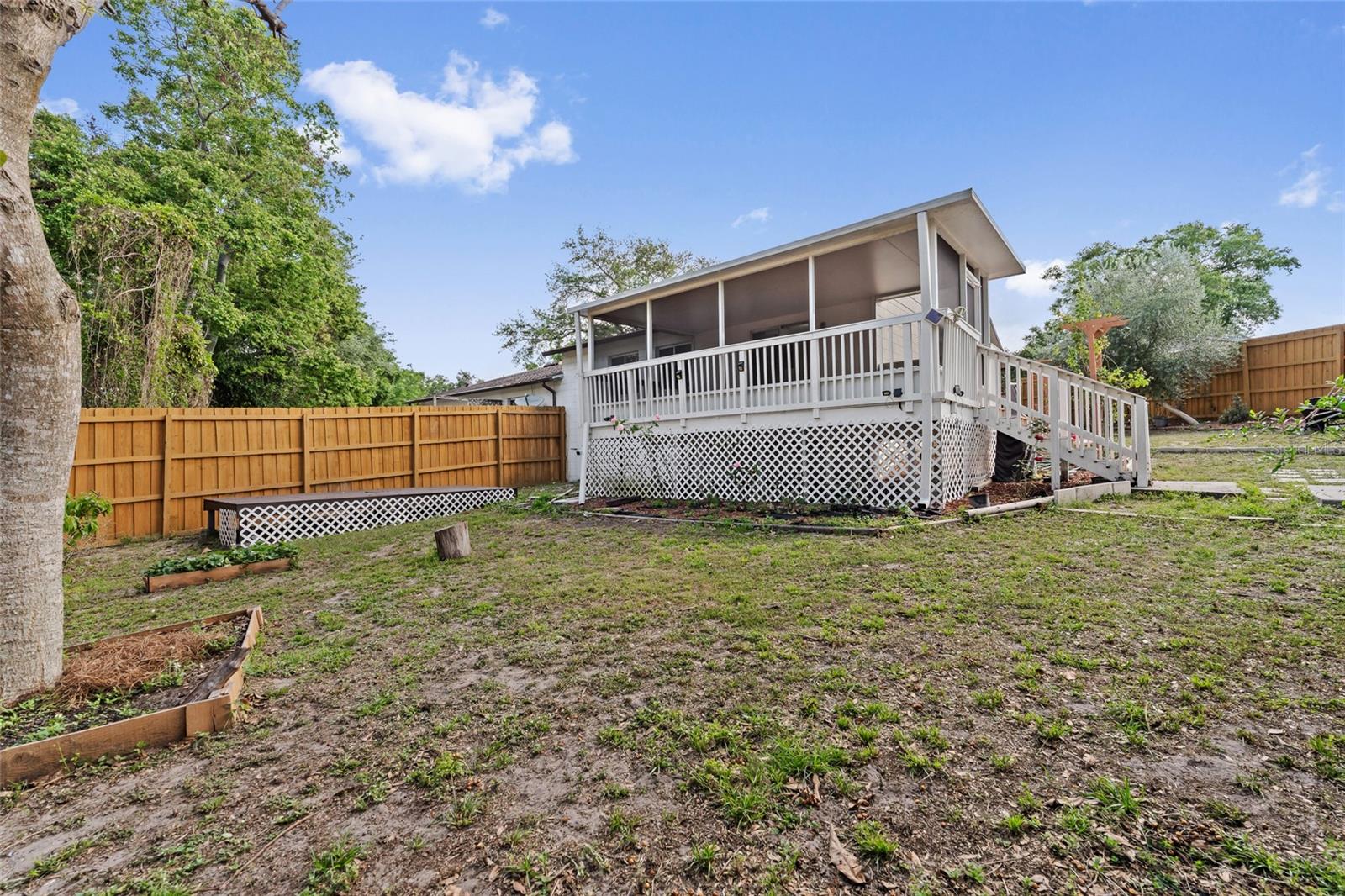 Image 25 of 32 For 7138 Harbor Heights Drive