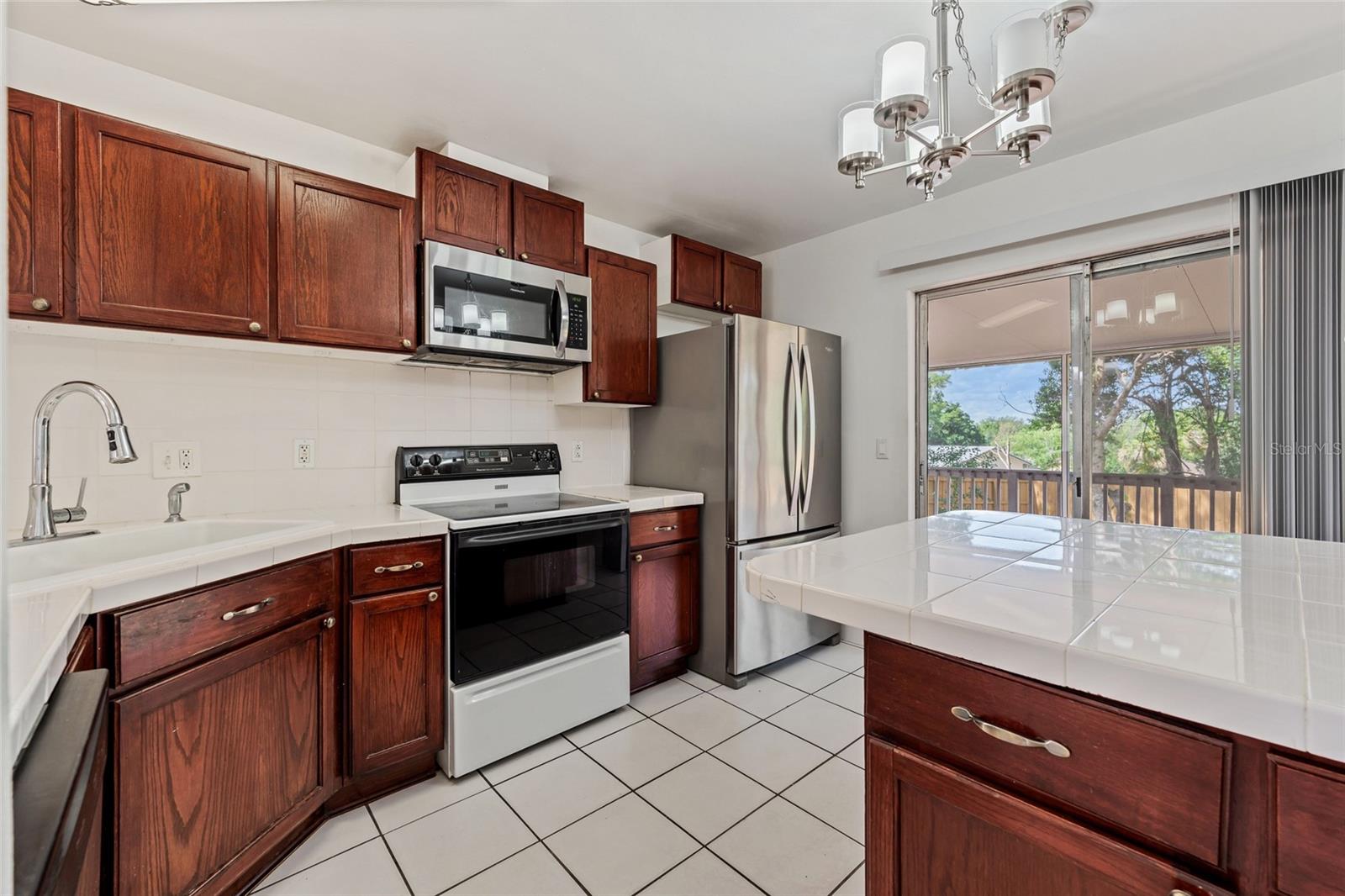 Image 8 of 32 For 7138 Harbor Heights Drive