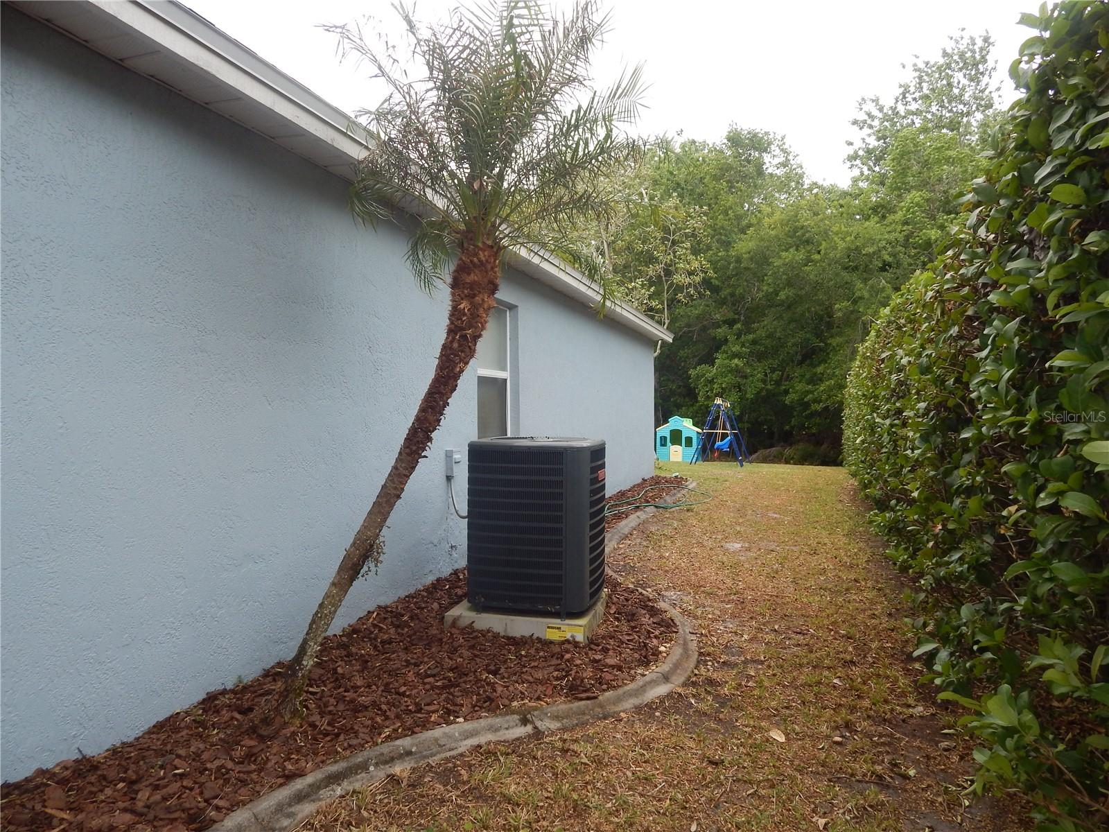 Image 5 of 15 For 5634 Donnelly Circle