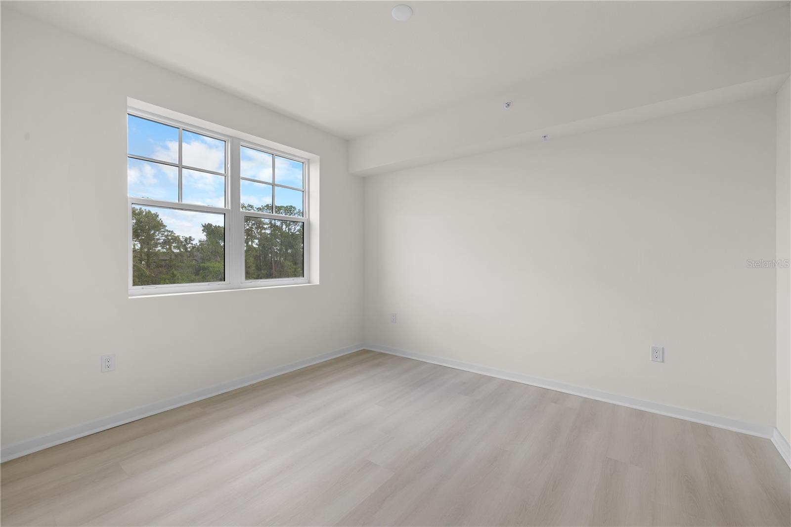 Image 13 of 46 For 5579 Pga Boulevard 323