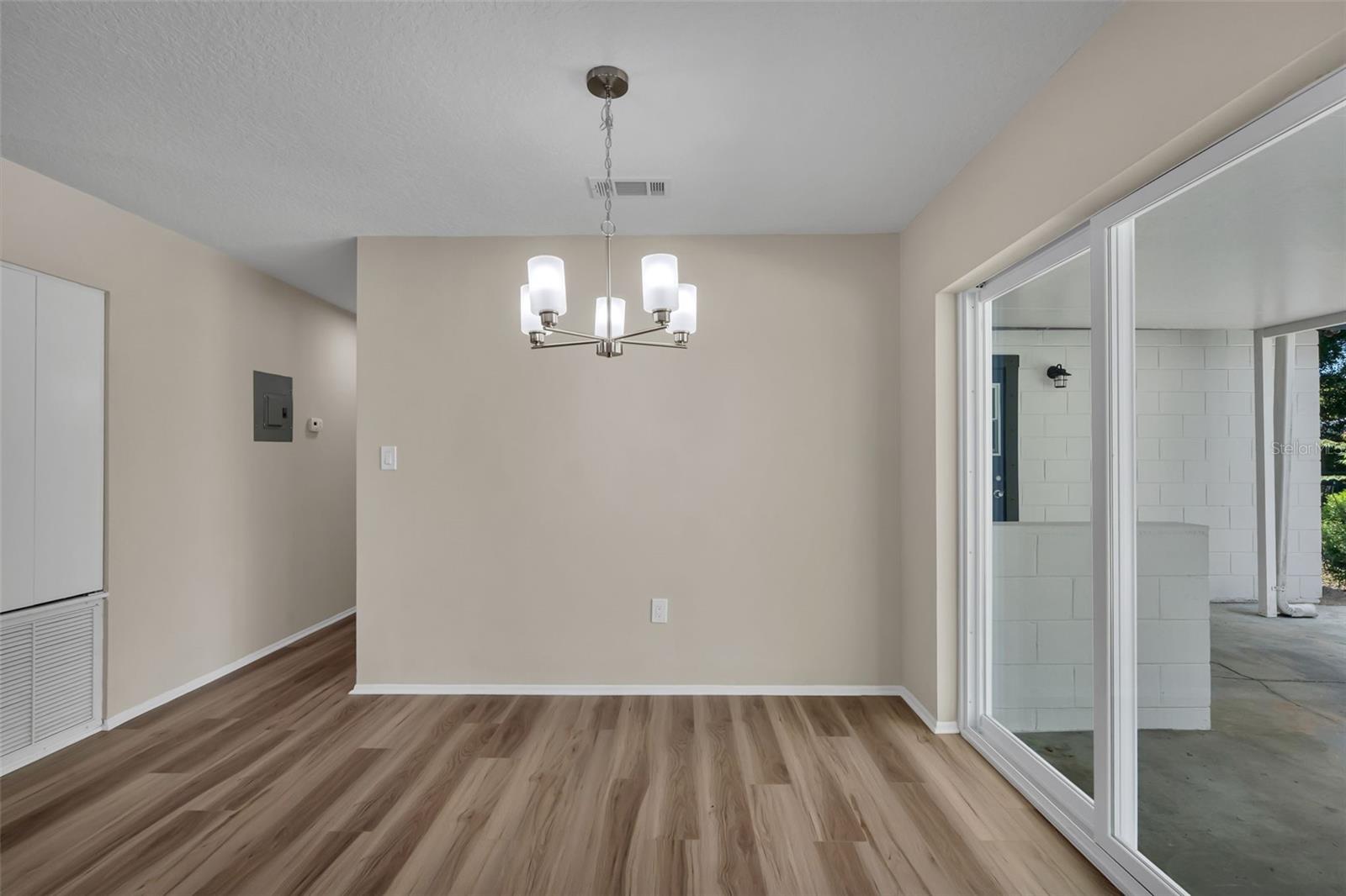 Image 15 of 61 For 1510 Tangerwood Court