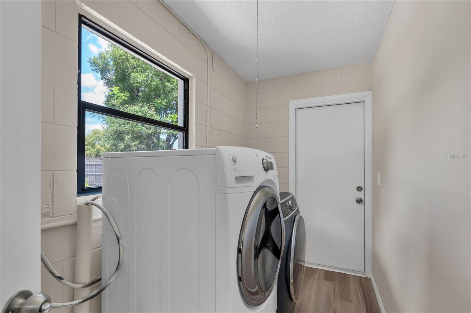 Image 31 of 61 For 1510 Tangerwood Court