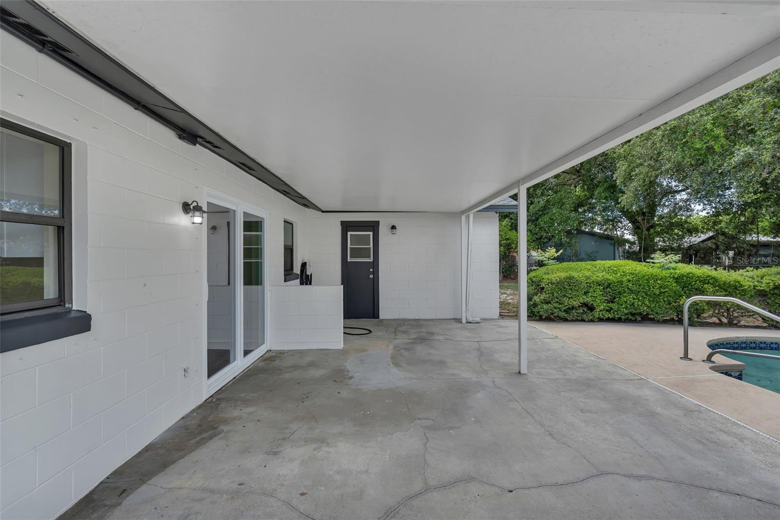 Image 35 of 61 For 1510 Tangerwood Court