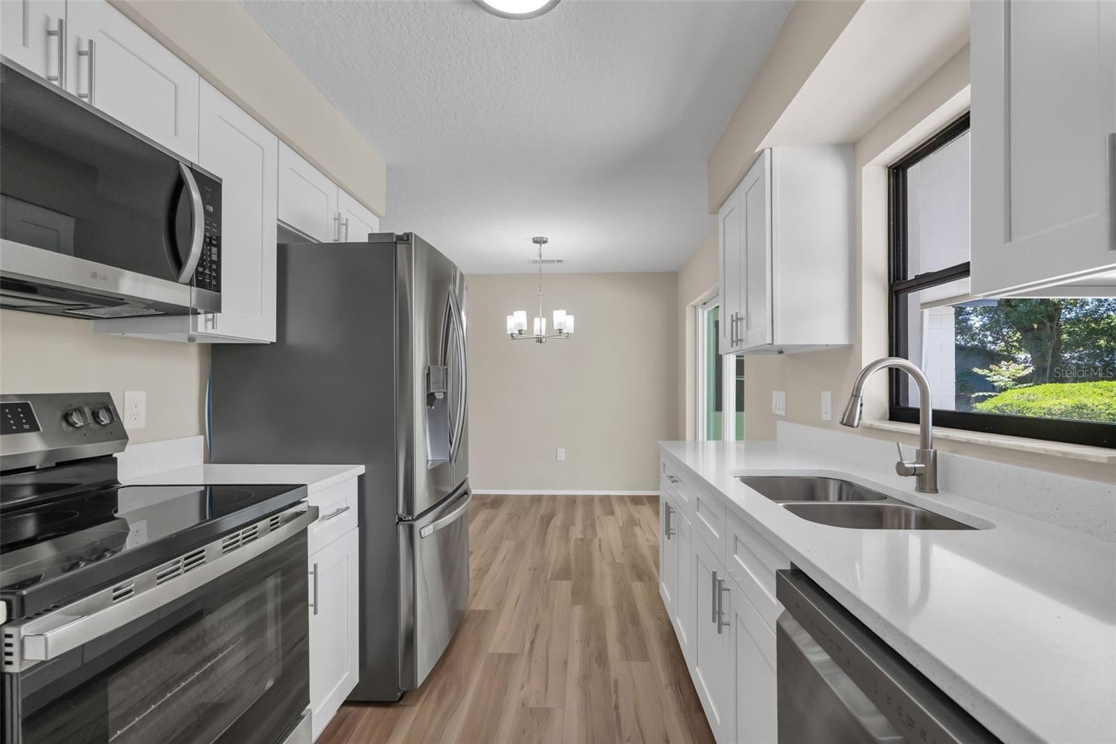 Image 7 of 61 For 1510 Tangerwood Court