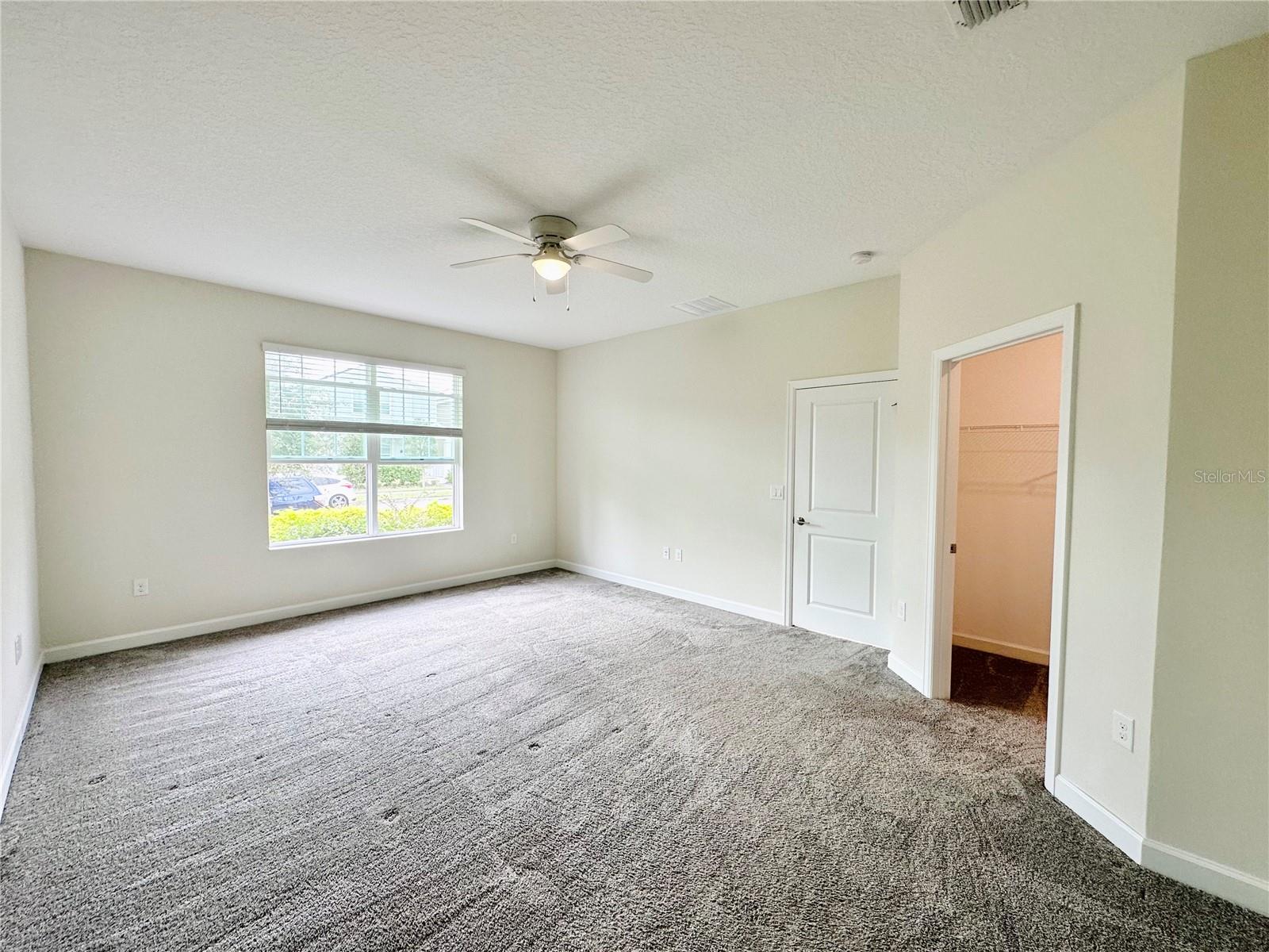 Image 10 of 40 For 11823 Charades Street