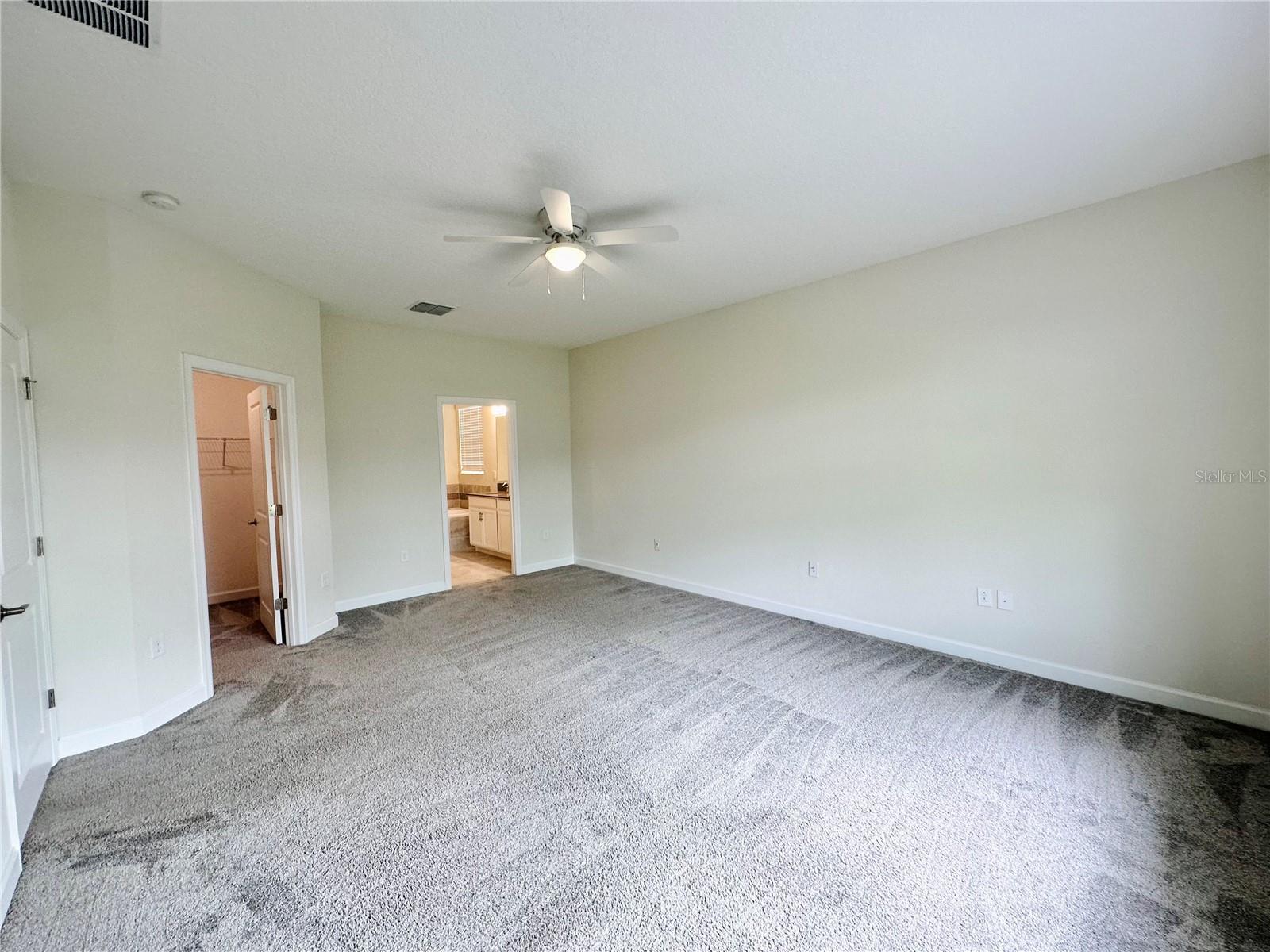 Image 11 of 40 For 11823 Charades Street