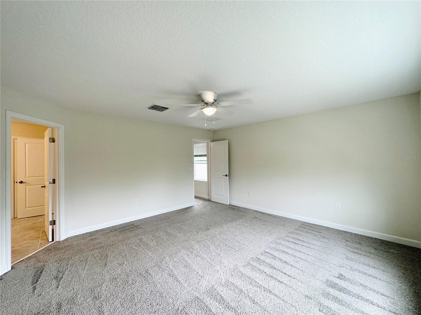 Image 19 of 40 For 11823 Charades Street