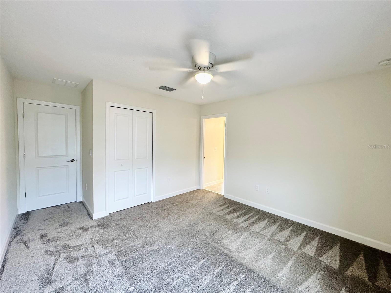 Image 25 of 40 For 11823 Charades Street