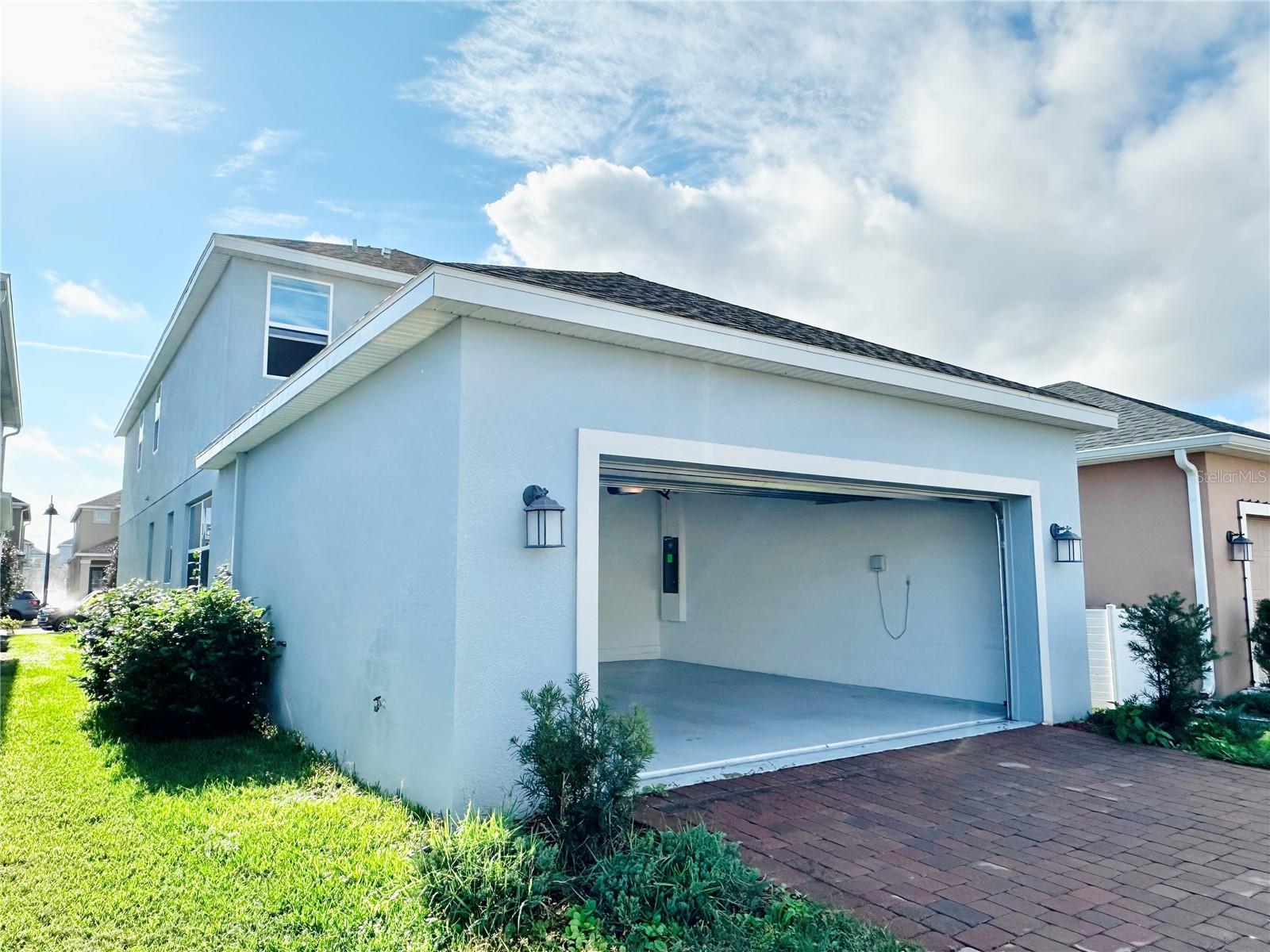 Image 31 of 40 For 11823 Charades Street