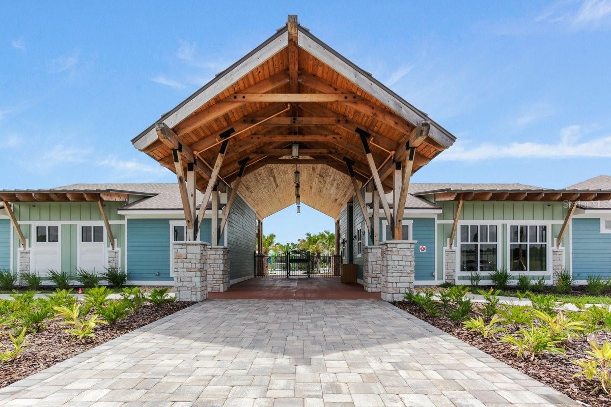 Image 33 of 40 For 11823 Charades Street