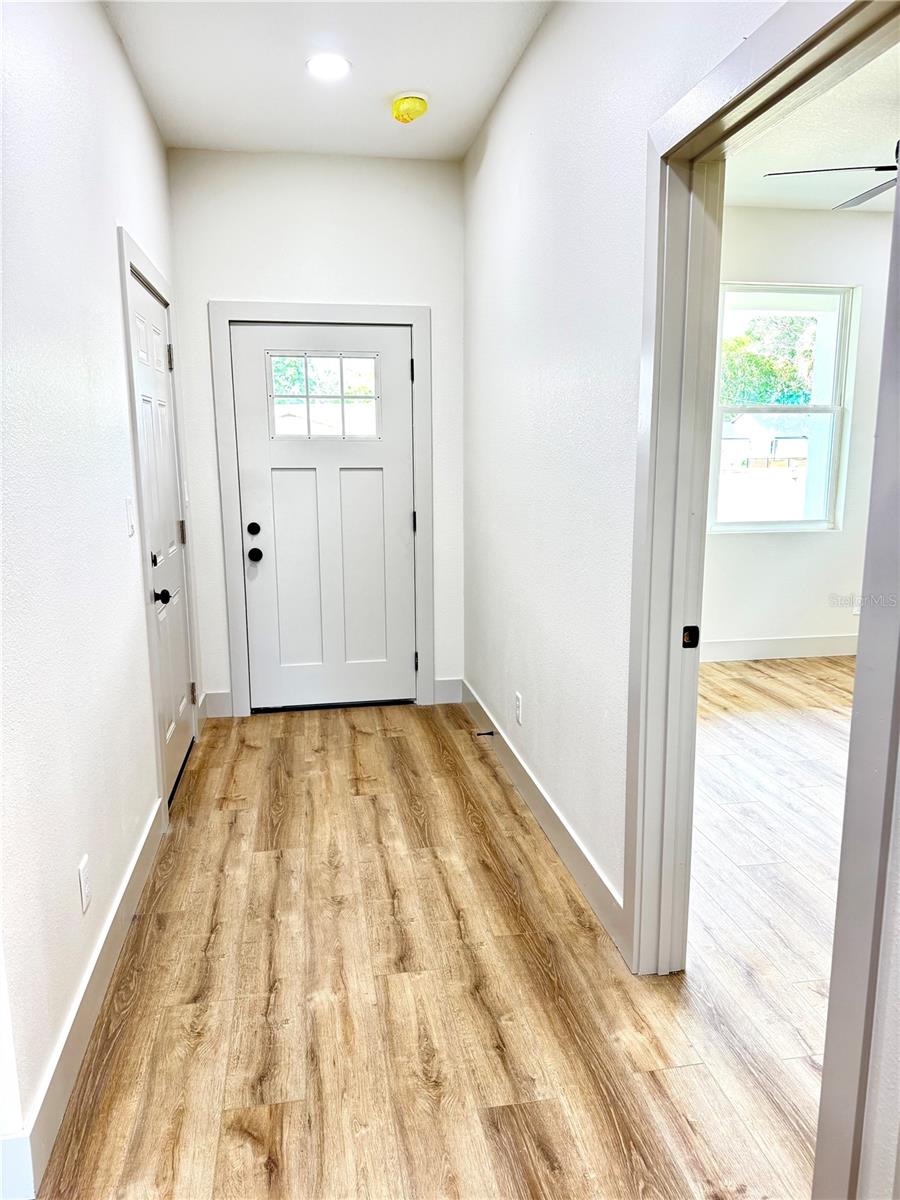 Image 10 of 57 For 1306 8th Street 1 & 2