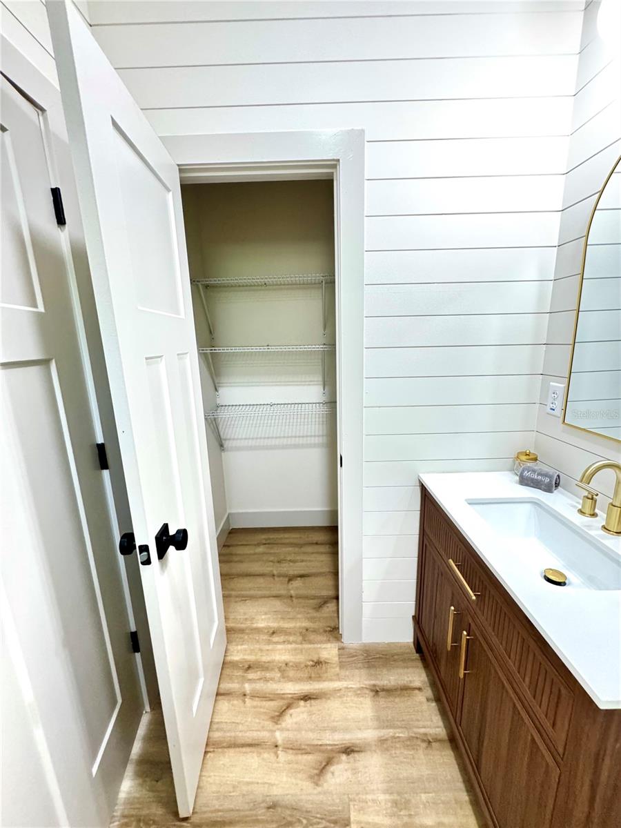 Image 19 of 57 For 1306 8th Street 1 & 2