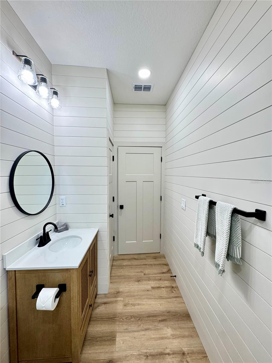 Image 27 of 57 For 1306 8th Street 1 & 2