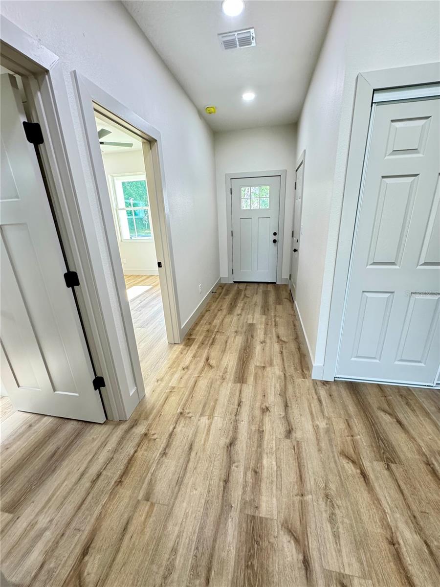 Image 31 of 57 For 1306 8th Street 1 & 2