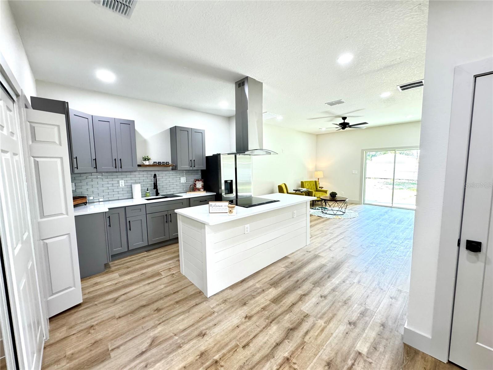 Image 32 of 57 For 1306 8th Street 1 & 2