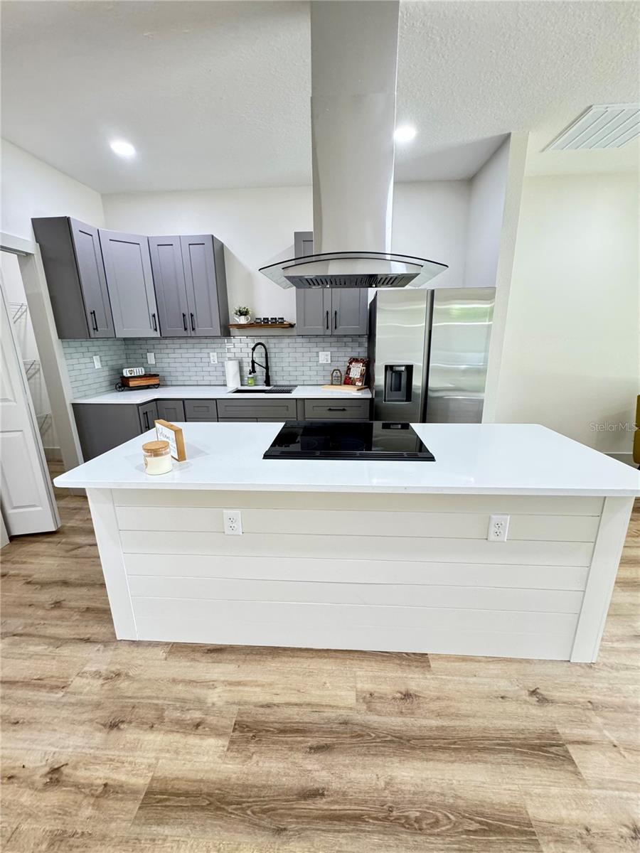 Image 34 of 57 For 1306 8th Street 1 & 2