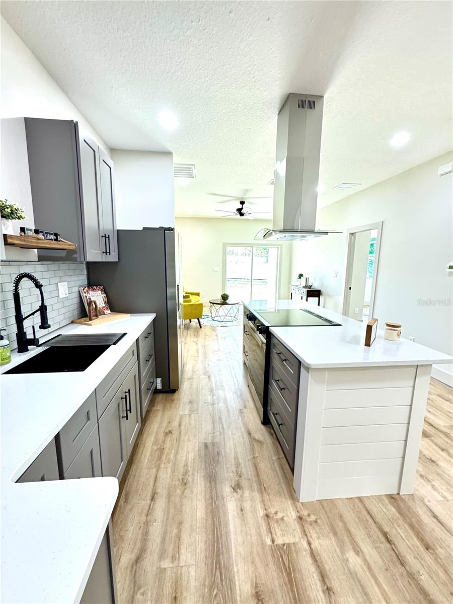 Image 36 of 57 For 1306 8th Street 1 & 2