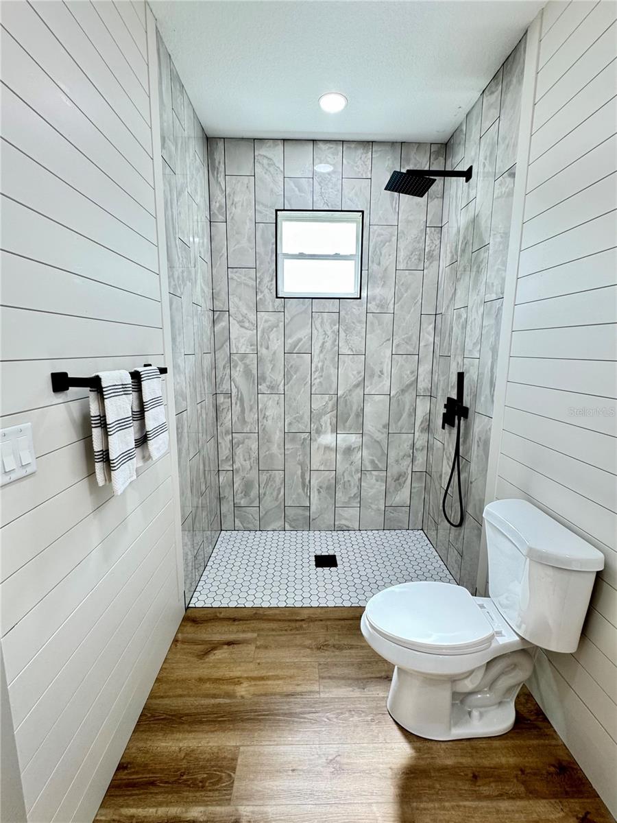 Image 47 of 57 For 1306 8th Street 1 & 2