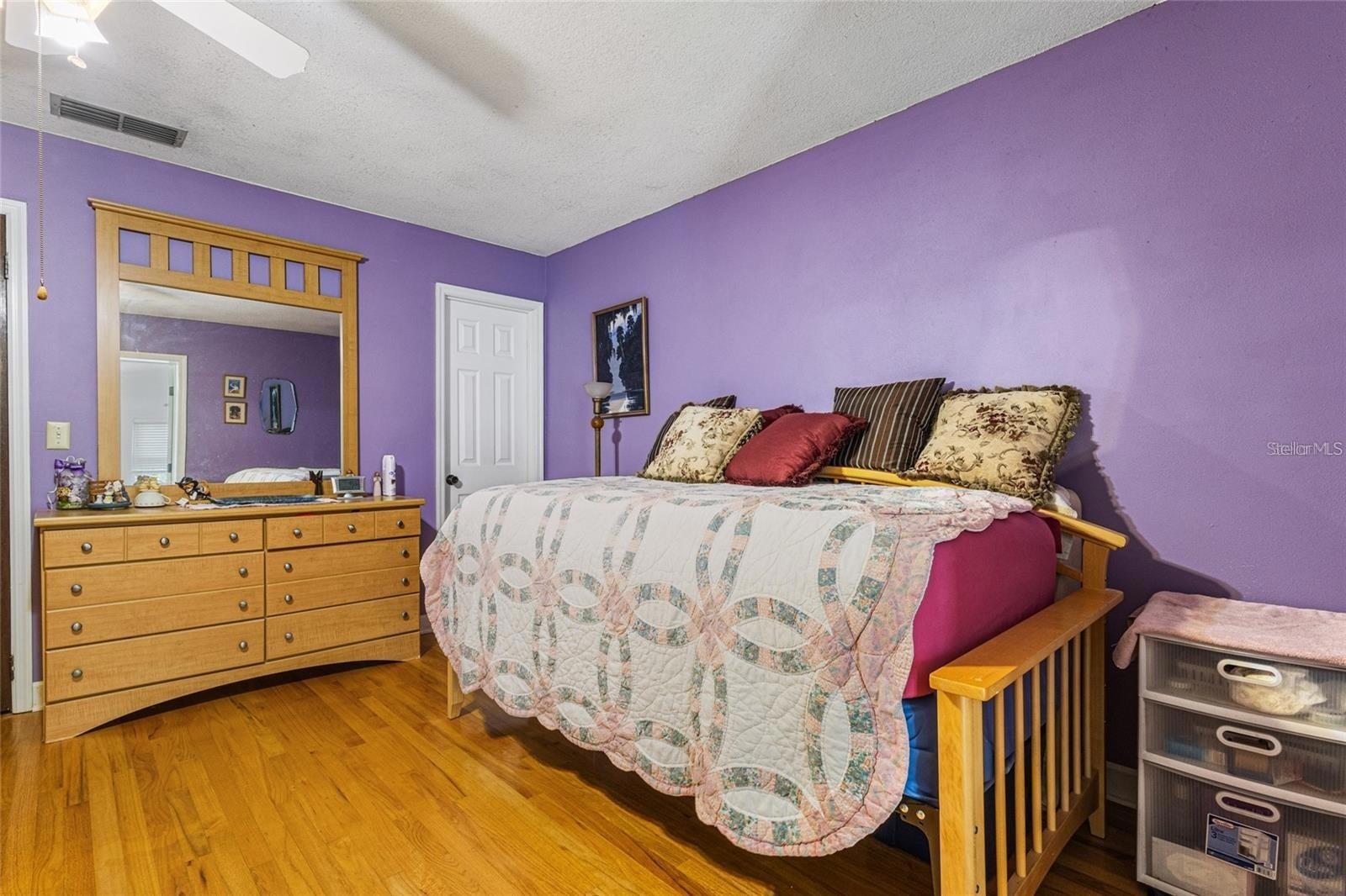 Image 21 of 30 For 17877 Phil C Peters Rd