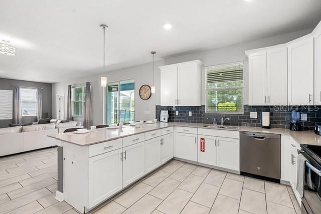 Image 23 of 63 For 8909 Stinger Drive