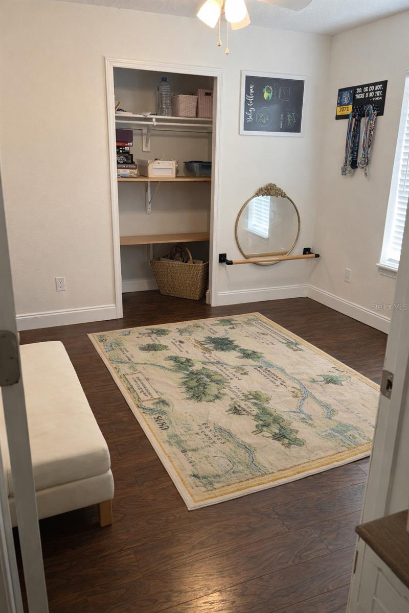 Image 12 of 16 For 417 Little Spring Hill Dr