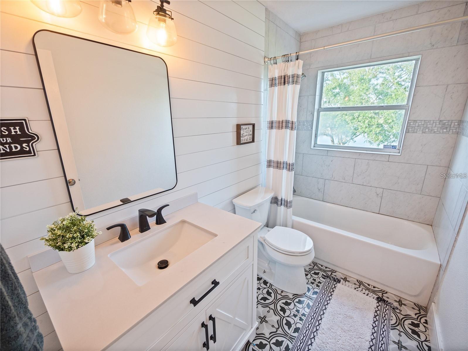 Image 9 of 16 For 417 Little Spring Hill Dr