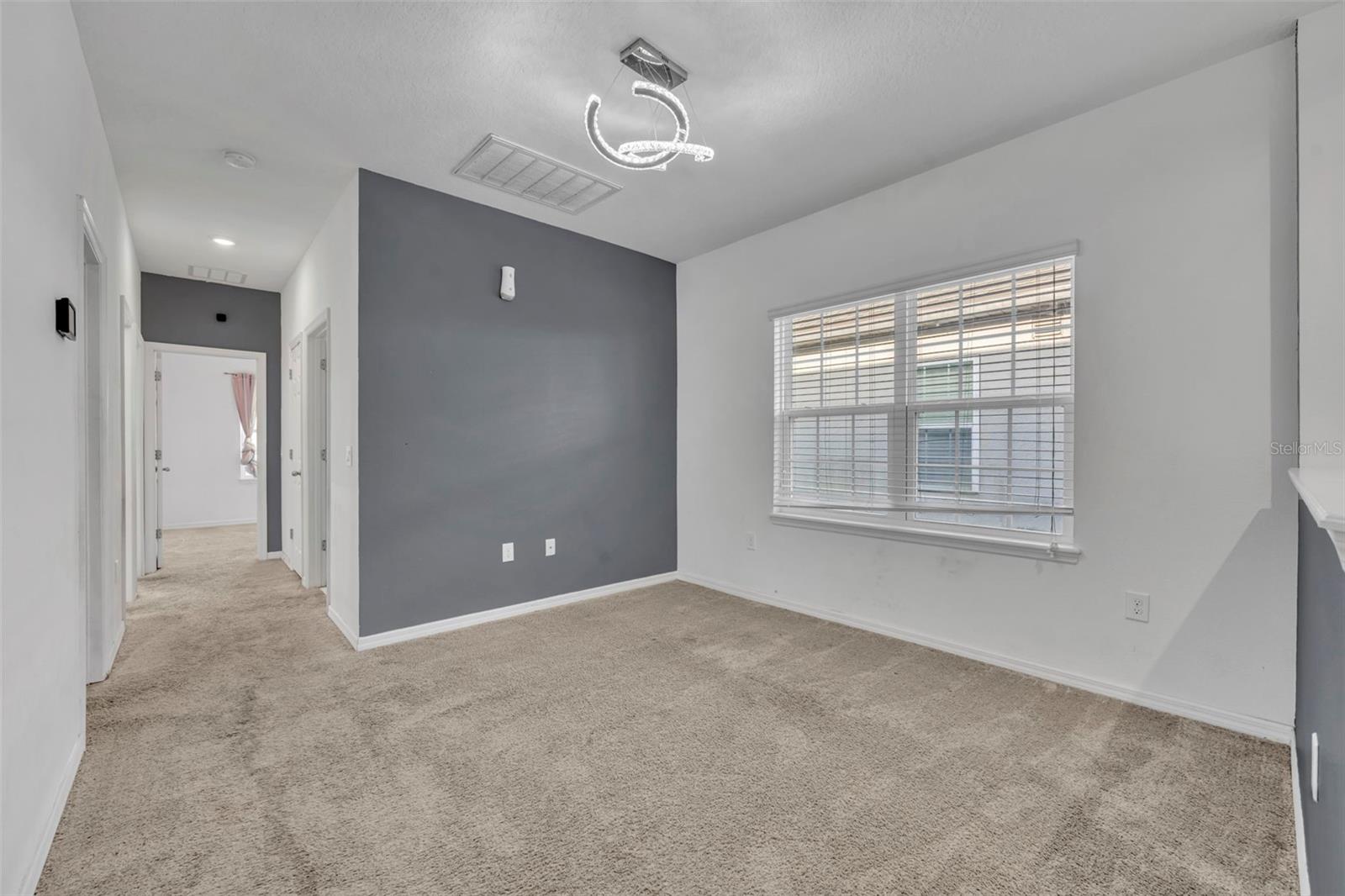 Image 21 of 33 For 15078 Willow Arbor Circle