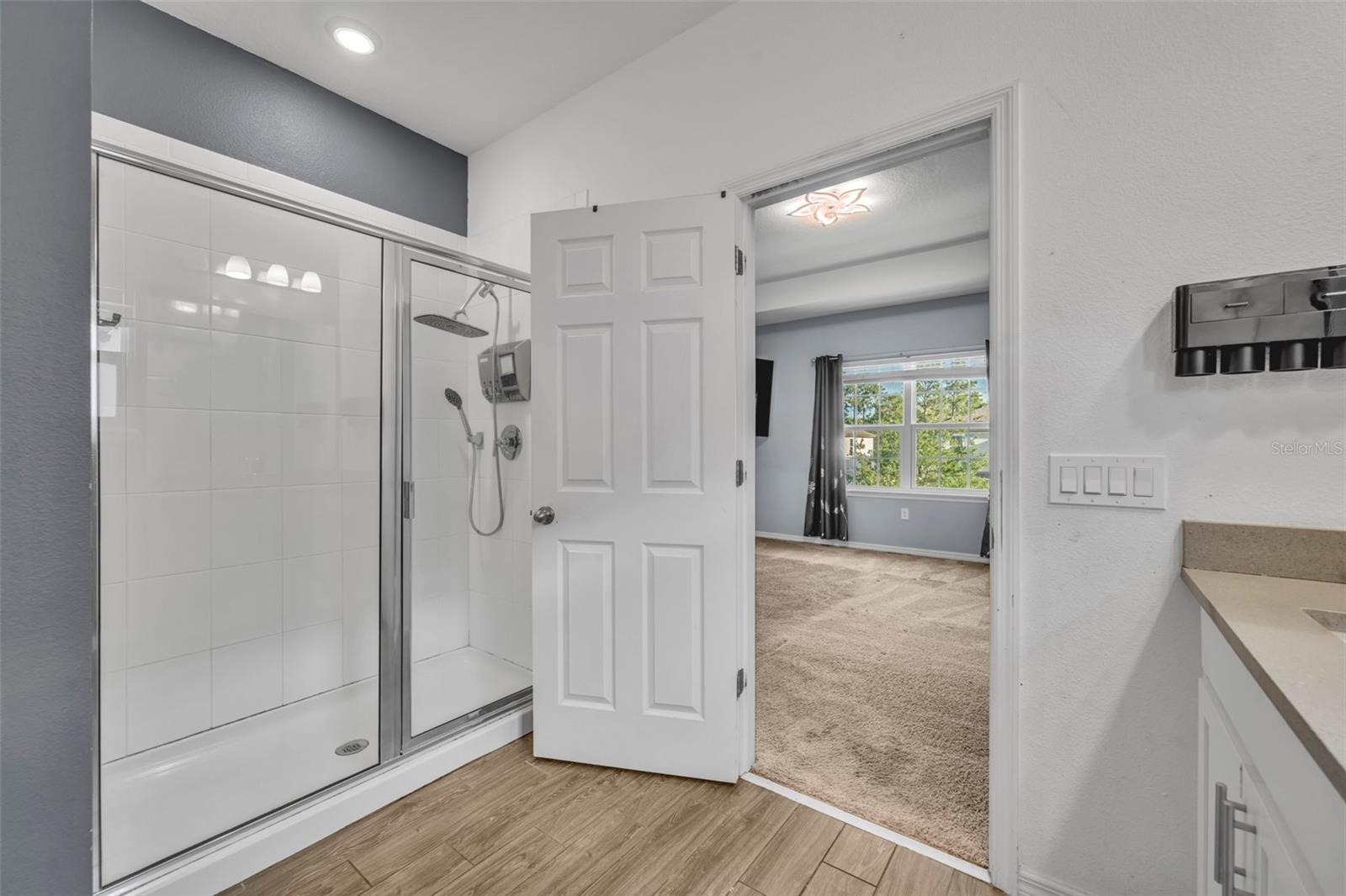Image 27 of 33 For 15078 Willow Arbor Circle