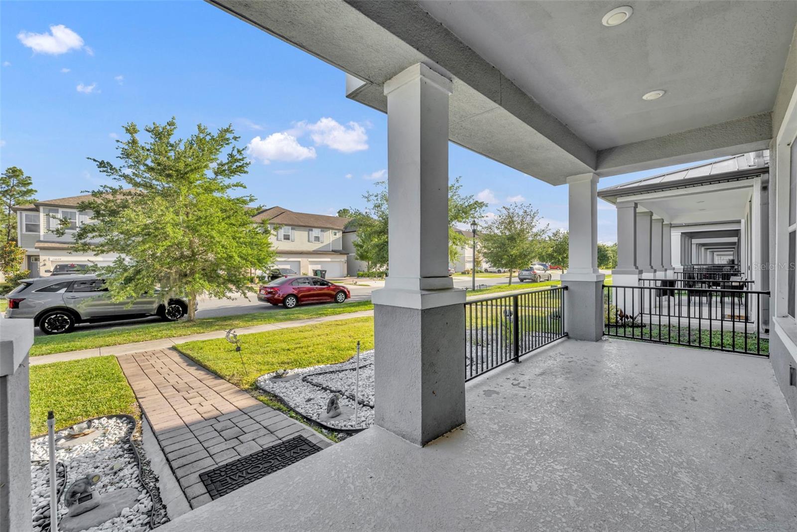 Image 5 of 33 For 15078 Willow Arbor Circle