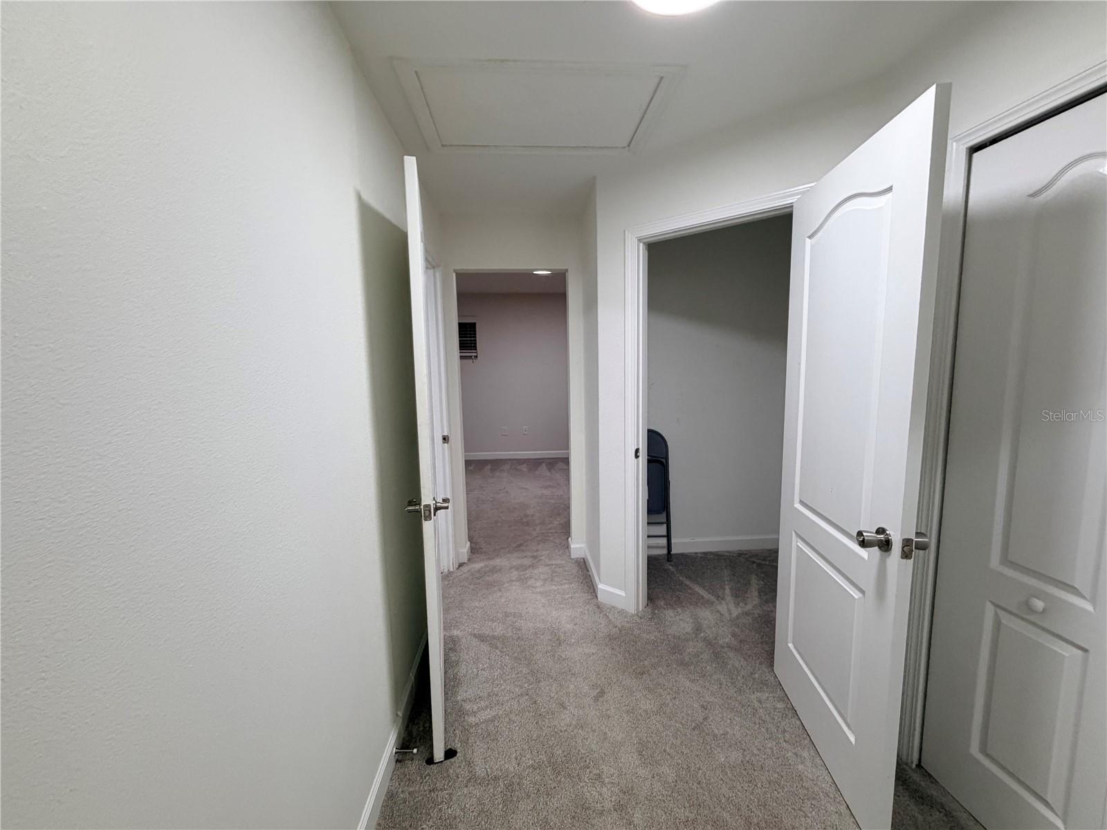 Image 17 of 80 For 2997 Buccaneer Palm Road